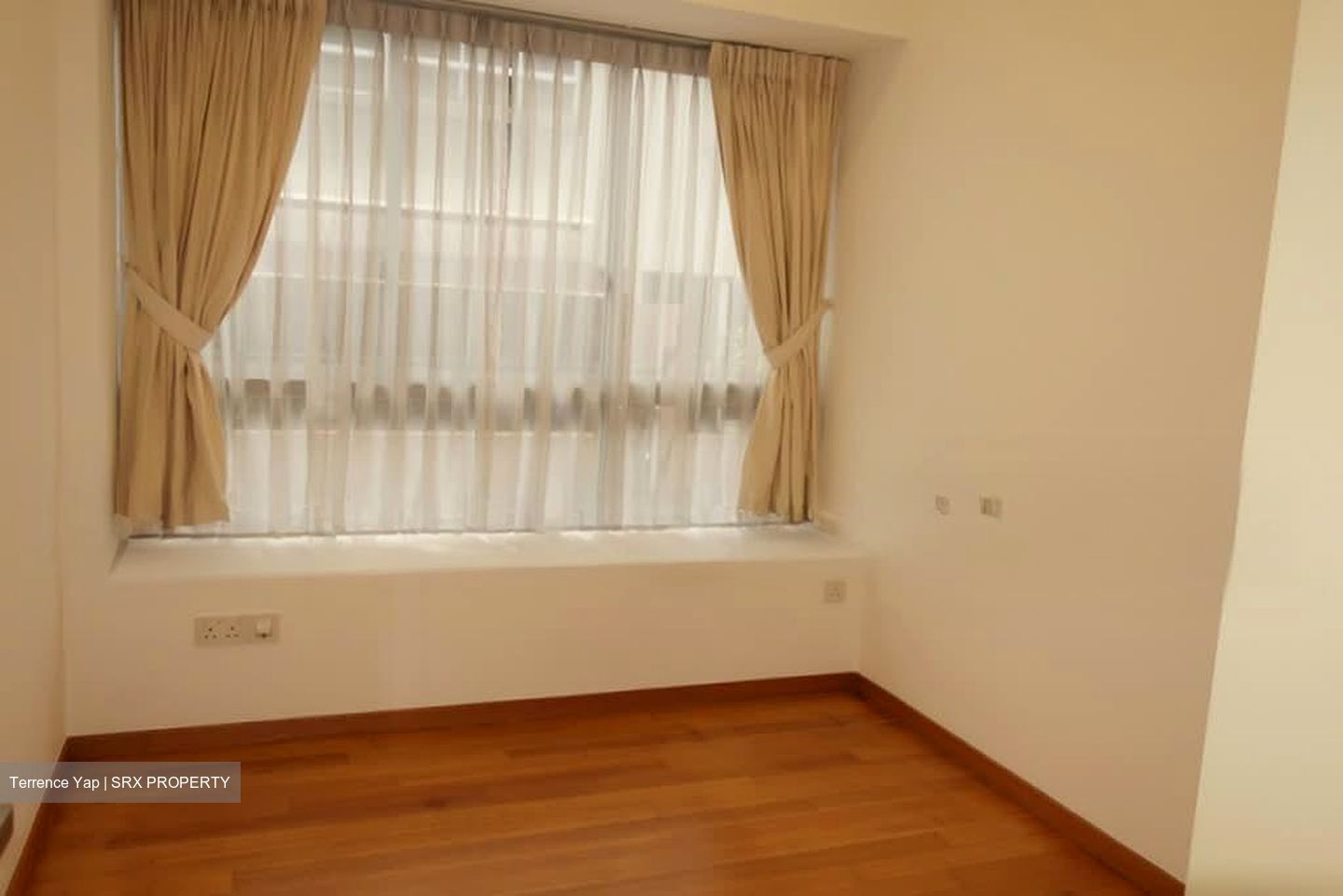 The Ford @ Holland (D10), Condominium #579815561